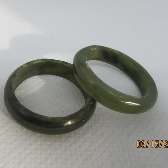 Natural Canadian JADE Rings two couples bands - Picture 3 of 3